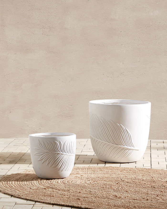 Beliani-FTERO-Bloempot-Gebroken wit-42 x 42 x 40 cm-Kleivezel