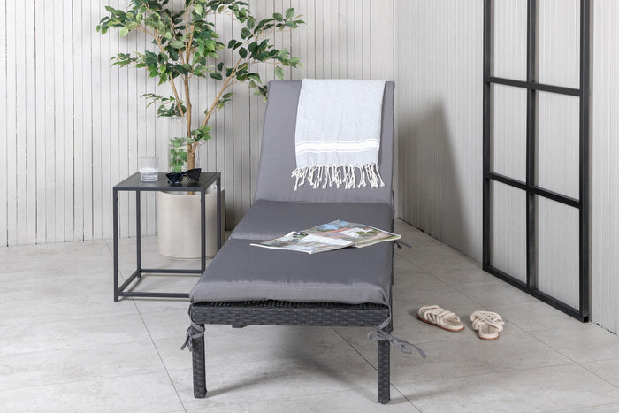 Fjôrd - Ligbed Zwart - Wicker - Bilbao