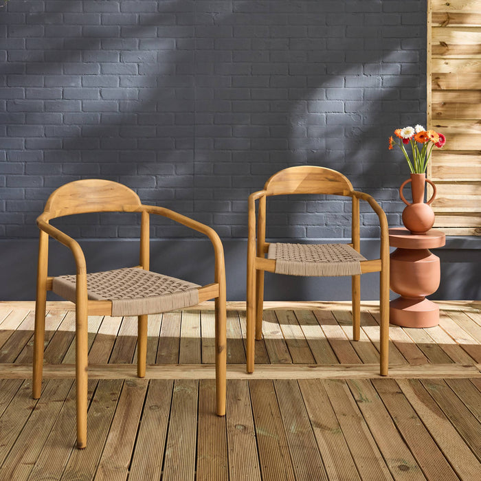 sweeek - Set van 2 acacia houten tuinstoelen, zitting in kunststof