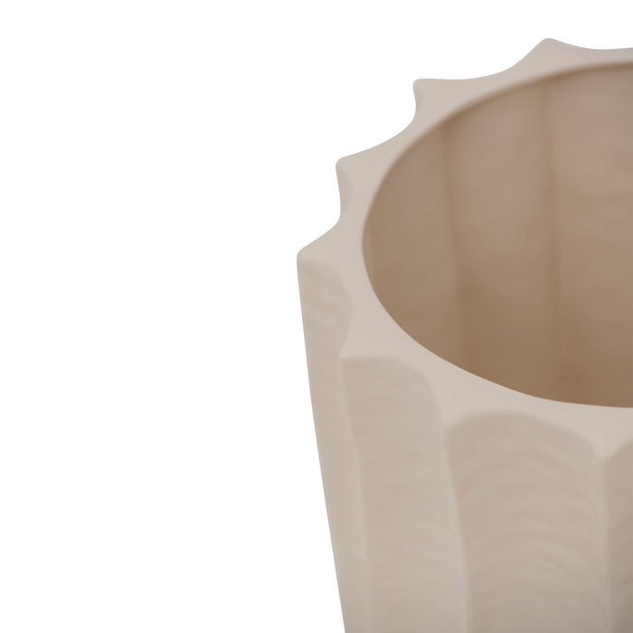 329050-x03-202504040423-A.jpg (10203756) 