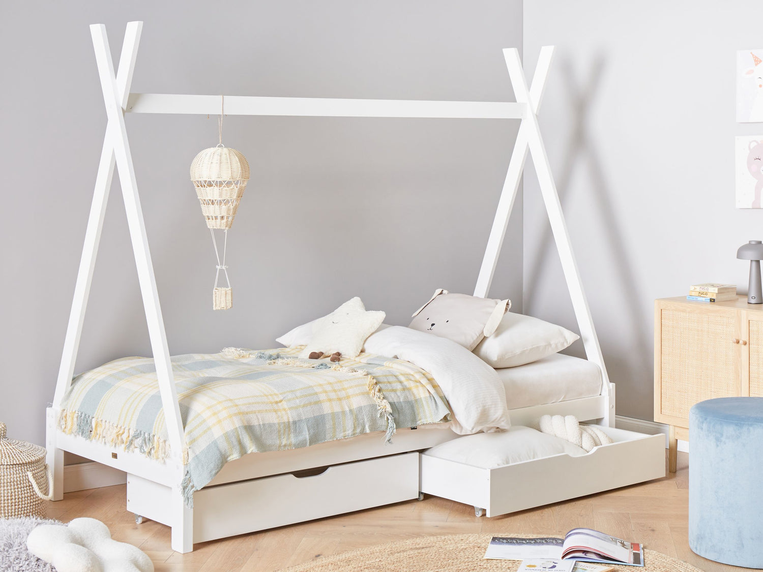 Beliani - CRONAT - Opberglades voor bed - Wit - Grenenhout