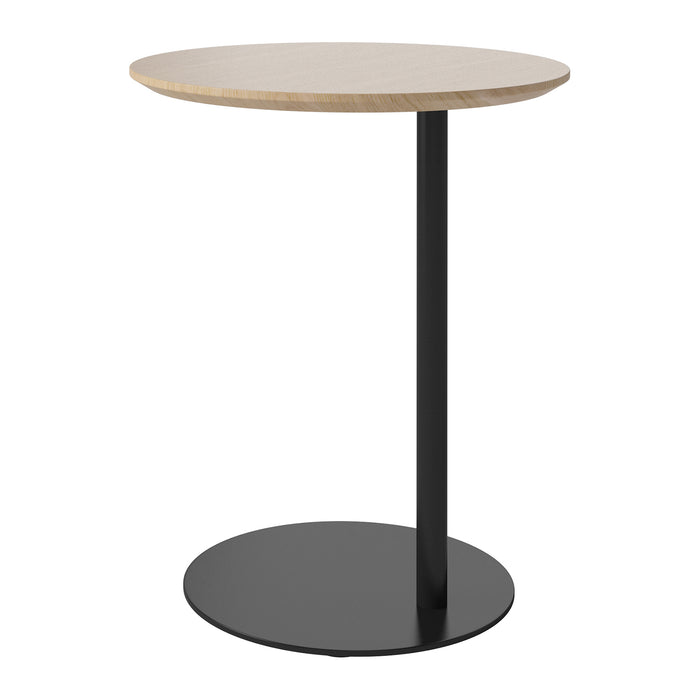 Bolia Pillar Bijzettafel - Witgepigmenteerd Geolied Eiken - Zwart Staal