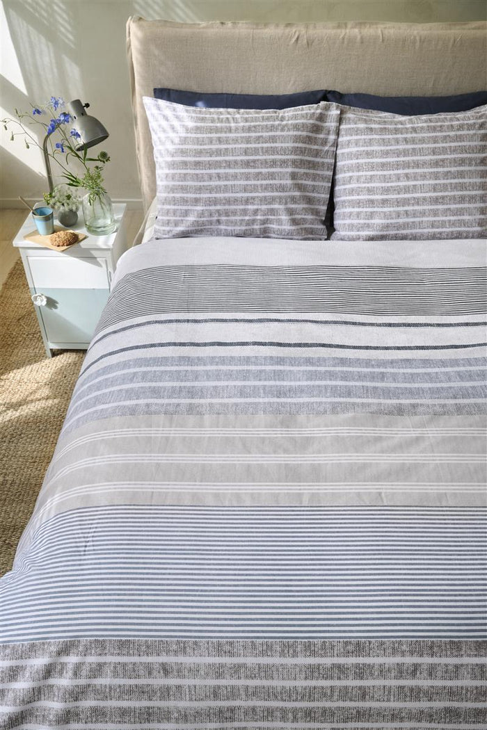 Ariadne at Home France  dekbedovertrek - 200x200|220 - Blauw