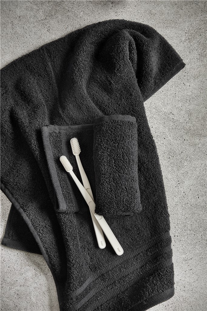 Byrklund - Badlaken Bath Basics (PP) - 70x140 - Zwart