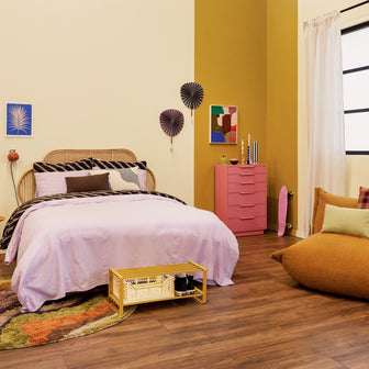 by fonQ  Duuk Schoenenrek - Honinggeel