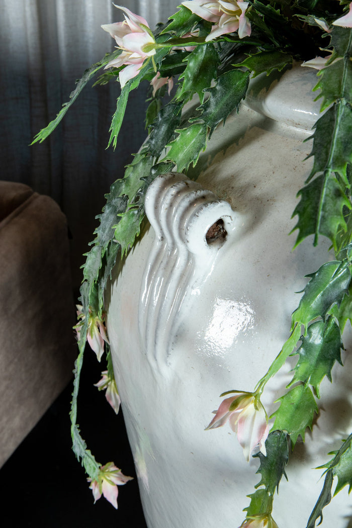 PTMD Izze White glazed ceramic extreme pot high