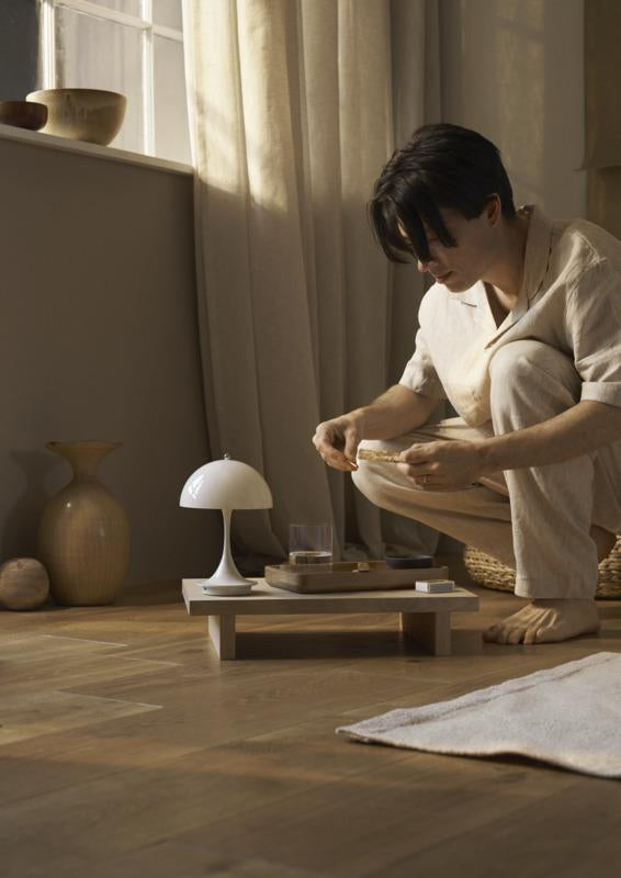 Louis Poulsen Panthella tafellamp V3 Ø16 LED oplaadbaar Chrome