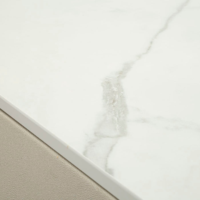 Kast in beige stof en goudkleurig metaal, 140x45x76 cm