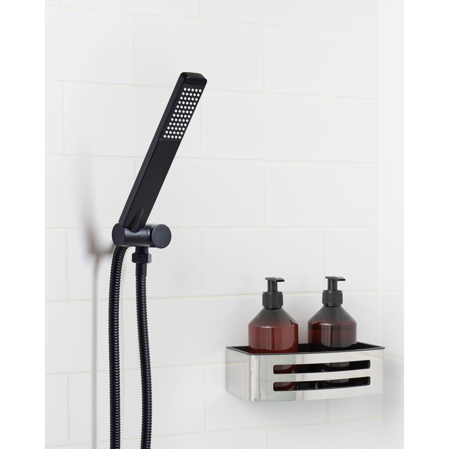 Beliani - CHILAPA - Handdouche - Zwart - Messing