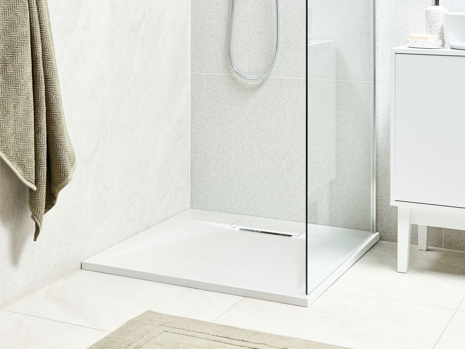 Beliani - AZZURRO - Douchebak - Wit - 80 x 80 x 3 cm - SMC (kunststof)