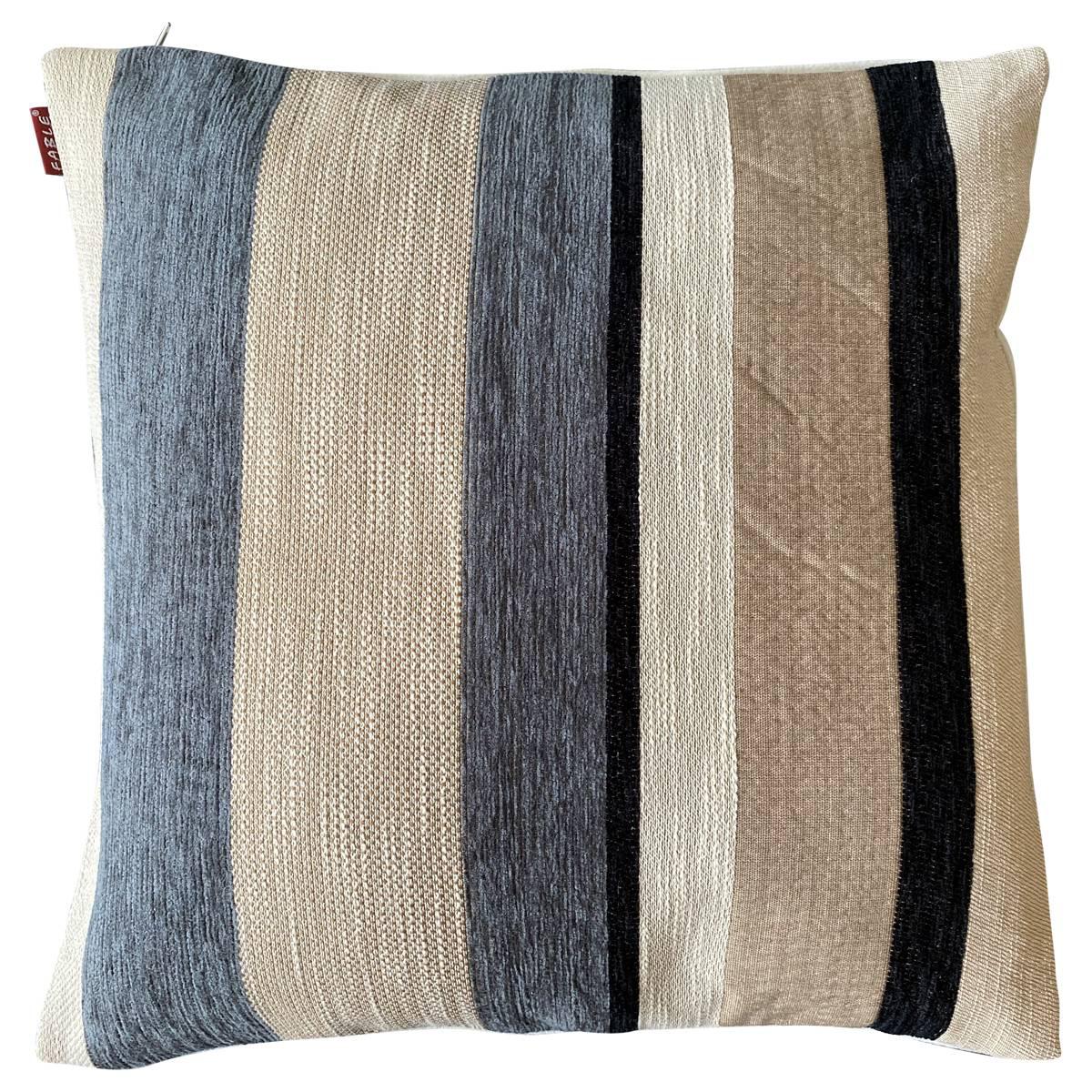 fd2702e6-8aa0-4eab-8adf-4ab7d9311b94-vrijstaandbeeld.jpg (10420107) 