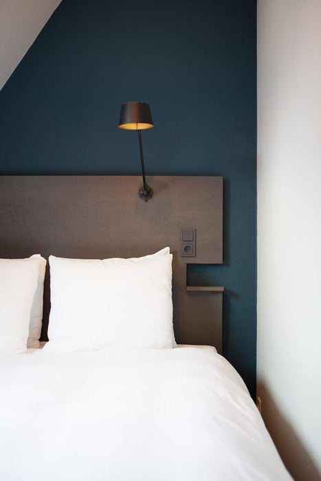 Bolt Bed Sidefit wandlamp install Thunder Blue