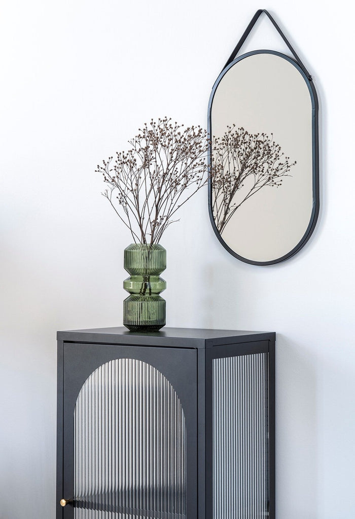 House Nordic Adelaide Zwart | Glas Vitrinekast 1-Deur