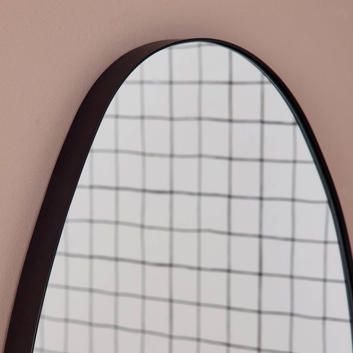 sweeek - Organische spiegel van metaal