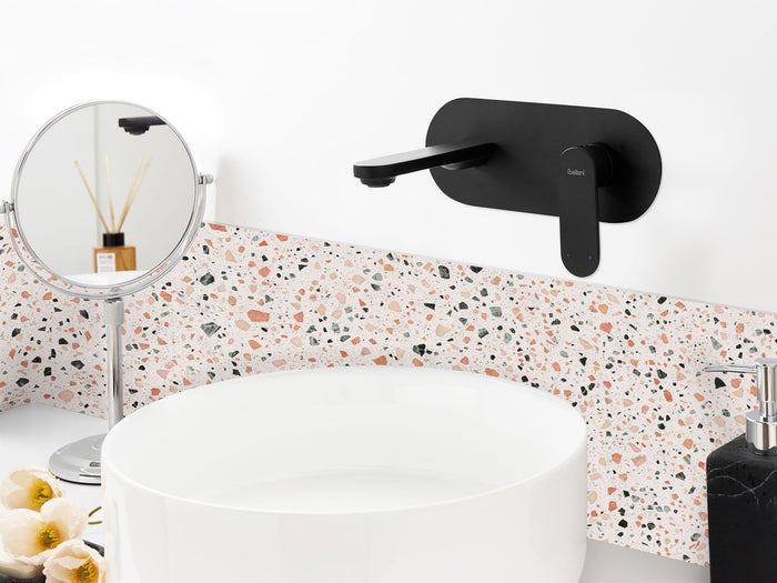 Beliani - CHAPALA - Wandgemonteerde mengkraan - Zwart - Messing