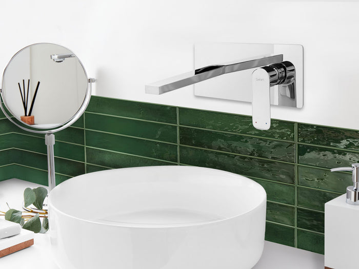 Beliani - DICHATO - Wandgemonteerde mengkraan - Zilver - Messing