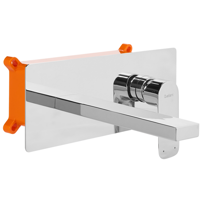 Beliani - DICHATO - Wandgemonteerde mengkraan - Zilver - Messing