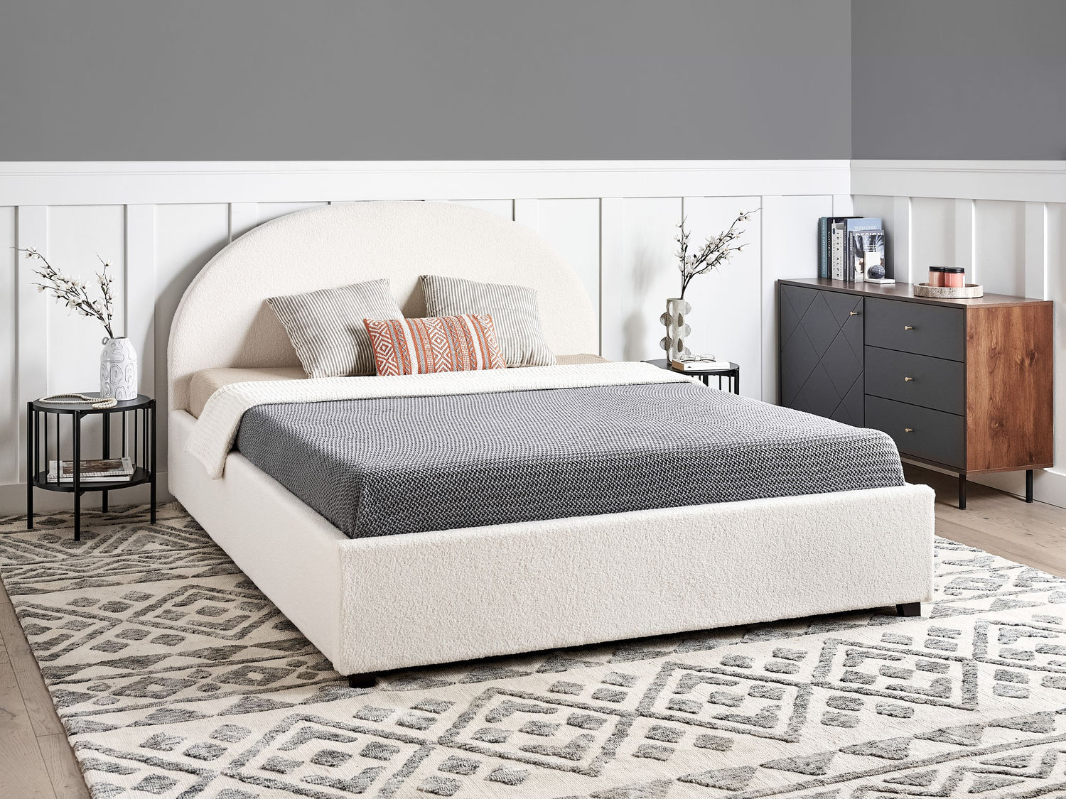 Beliani-VAUCLUSE-Bed met opbergruimte-Gebroken wit-160 x 200 cm-Bouclé