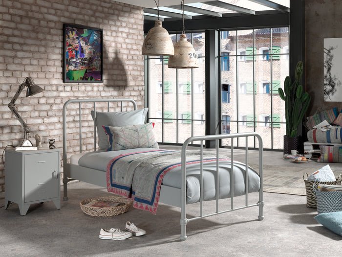 LUCEVI - Bronxx bed + Nachtkastje - Rainy Grey - 90x200 cm