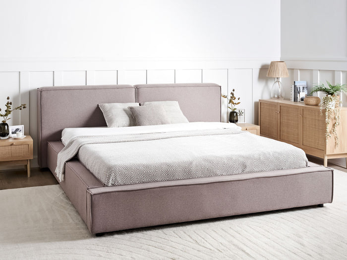 Beliani - LINARDS - Tweepersoonsbed - Lichtbruin - 180 x 200 cm - Stof