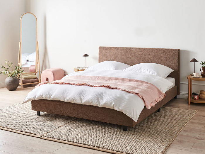 Beliani - ALBI - Tweepersoonsbed - Bruin - 180 x 200 cm - Bouclé