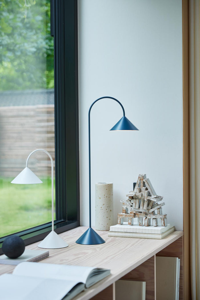 Frandsen Grasp tafellamp H47 LED oplaadbaar matt white