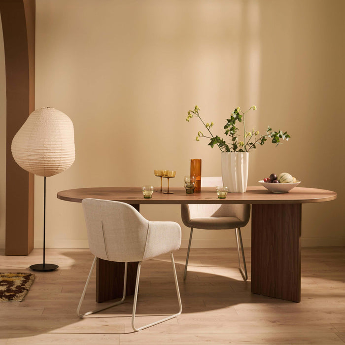 NADUVI Collection Philipa Eettafel - Bruin