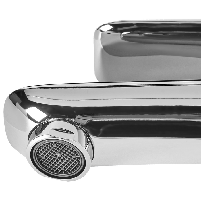 Beliani - CHIMBOTE - Wastafelkraan - Zilver - 28 cm - Messing