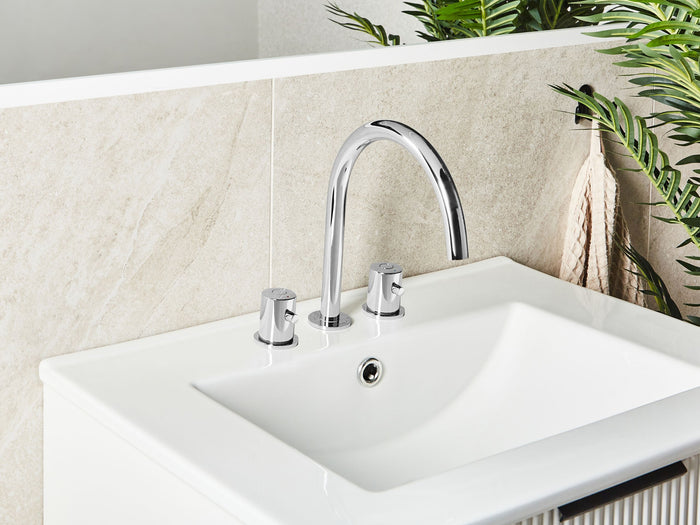 Beliani - PILCOMAYO - Wastafelkraan - Zilver - Messing