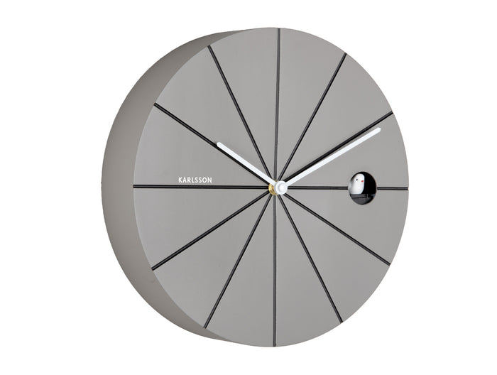Karlsson - Wall Clock Destacado Cuckoo