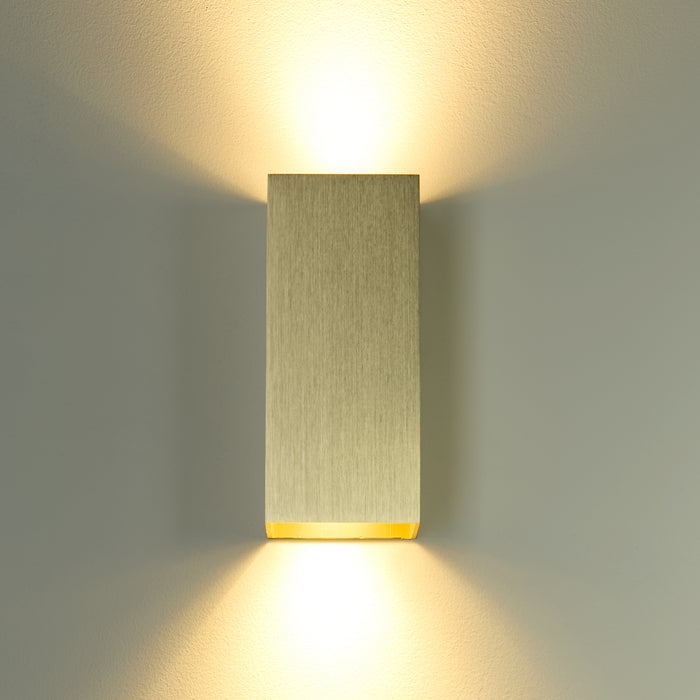 Searchlight Wall Wandlamp Vierkant - H 15,4 cm - Goud