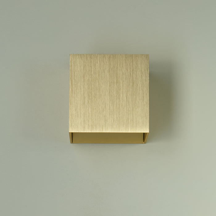 Searchlight Wall Wandlamp Vierkant - H 9,7 cm - Goud