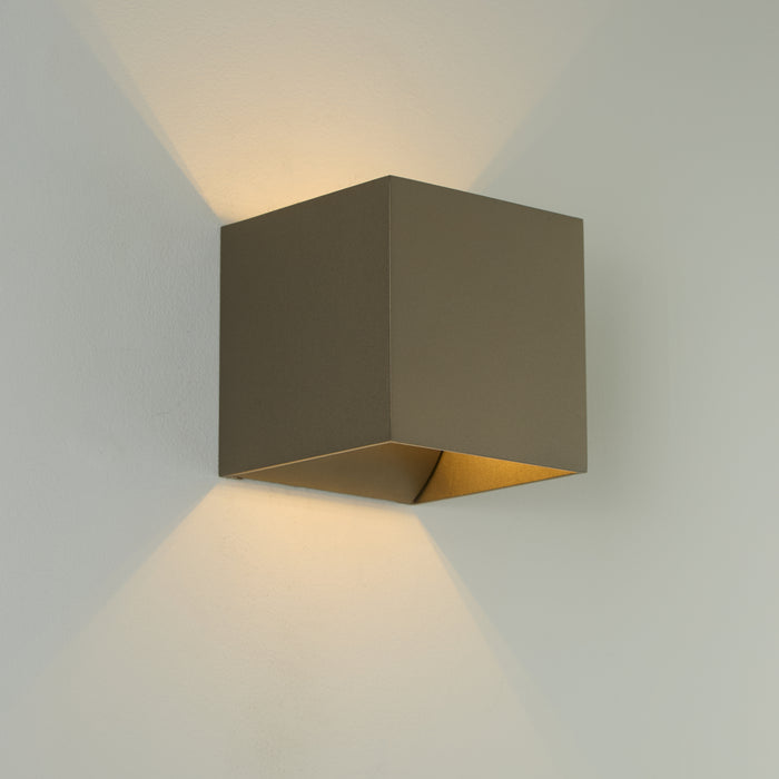 Searchlight Wall Wandlamp Vierkant - H 9,7 cm - Latte