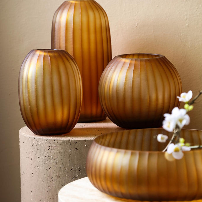 PTMD Lavanya Brown Carved Glass Round Bowl Ribbed