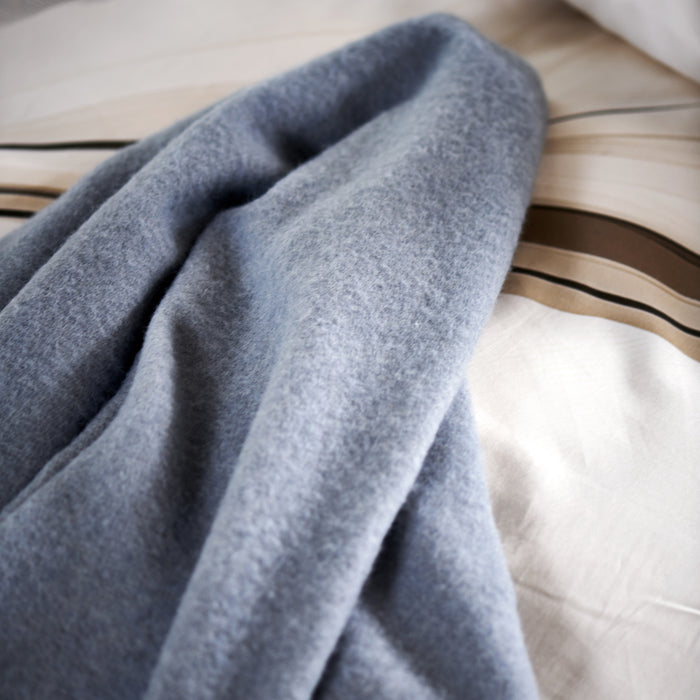 Vandyck Bellavita Plaid 160 x 220 cm - Dusty Blue