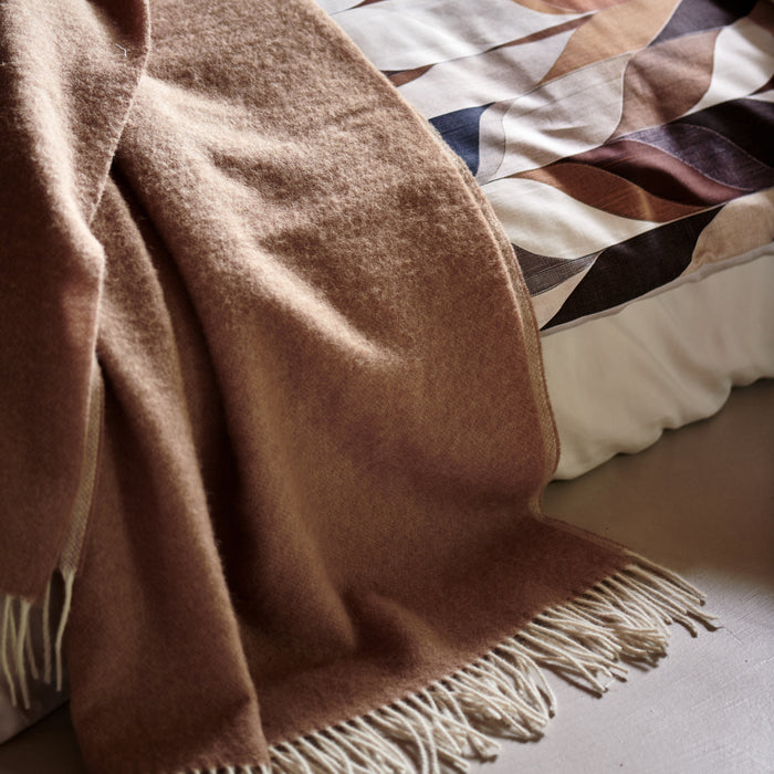 Vandyck Bellavita Plaid 160 x 260 cm - Soft `Tan