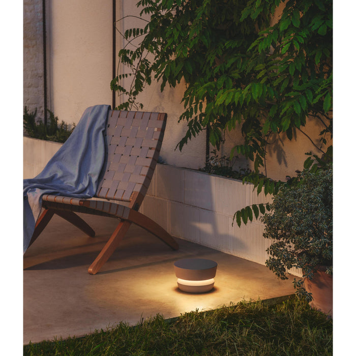 Dots Outdoor 4702 vloerlamp LED Ø16 beige D1
