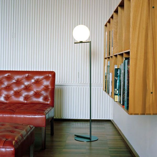 IC Lights F2 vloerlamp mat zwart