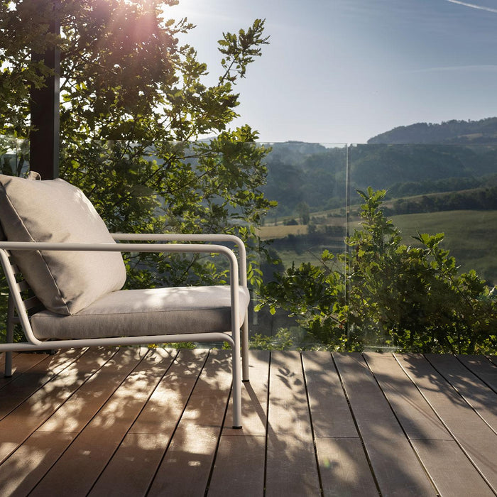 Houe Avon Lounge fauteuil frame wit stof Alpine heritage