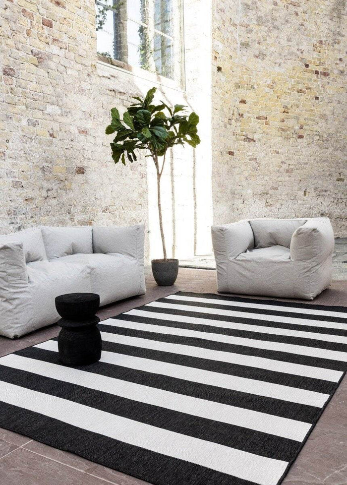 Eva Interior Buitenkleed Stripes zwart|wit dubbelzijdig - 240 x 340 cm