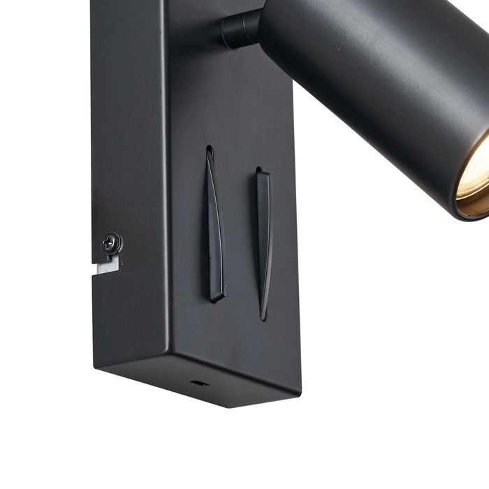 QAZQA Moderne wandlamp zwart 2-lichts kantelbaar met USB-C poort -