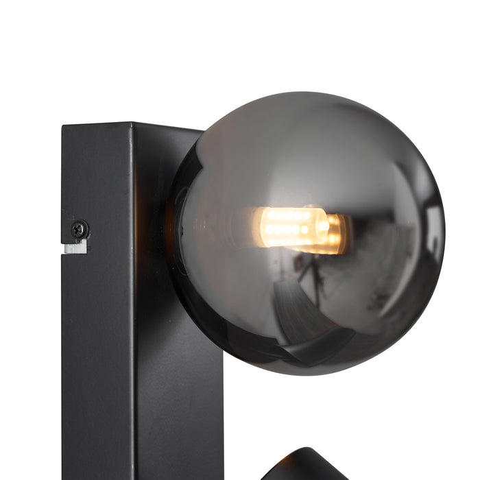 QAZQA Moderne wandlamp zwart 2-lichts kantelbaar met USB-C poort -