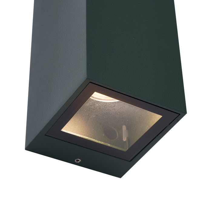 QAZQA Moderne wandlamp donkergroen 2-lichts GU10 70mm IP54 - Baleno