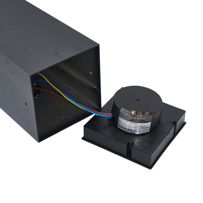 QAZQA Moderne staande buitenlamp zwart 80cm met stopcontact IP44 -