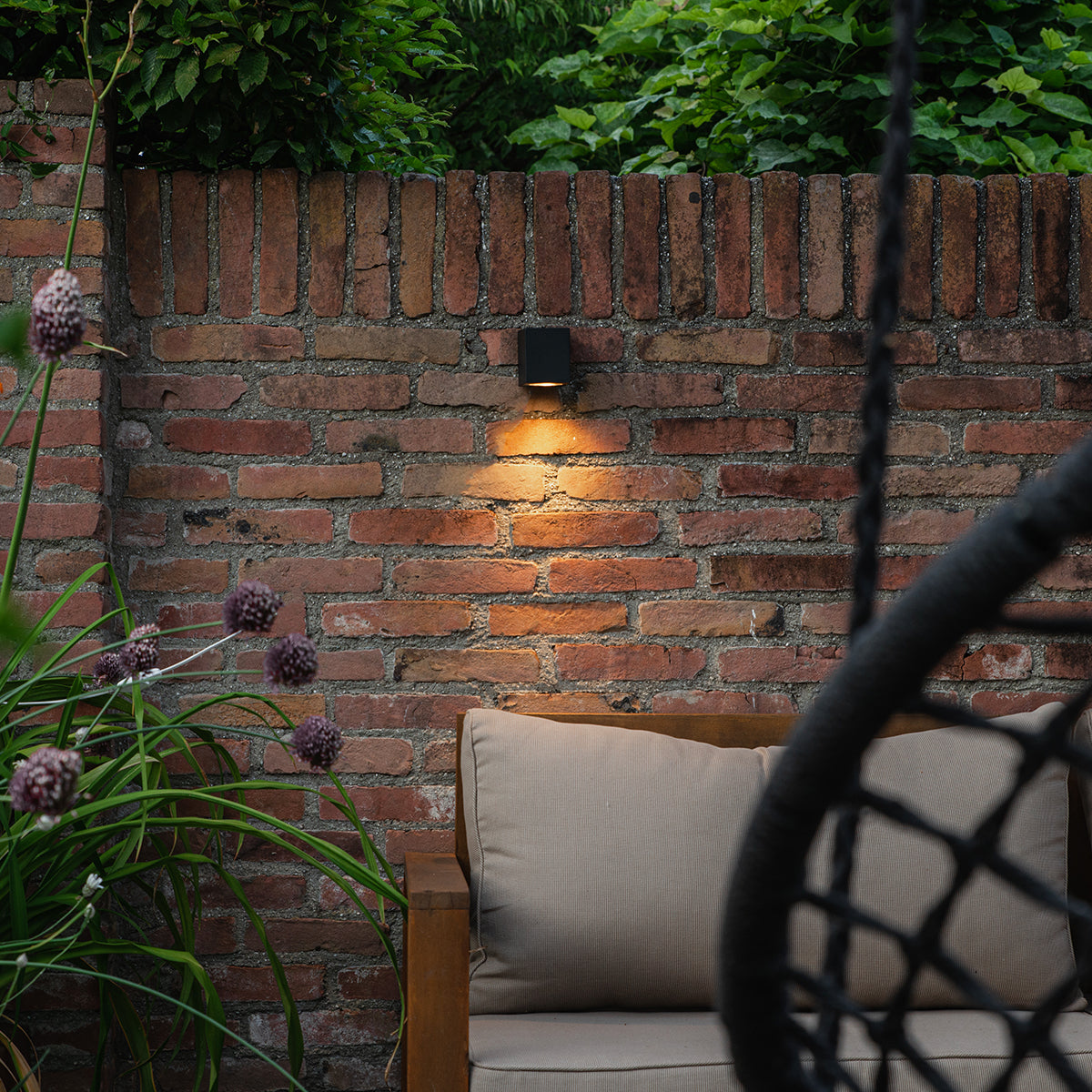 QAZQA Smart buiten wandlamp zwart IP65 incl. Wifi GU10 50mm - Baleno