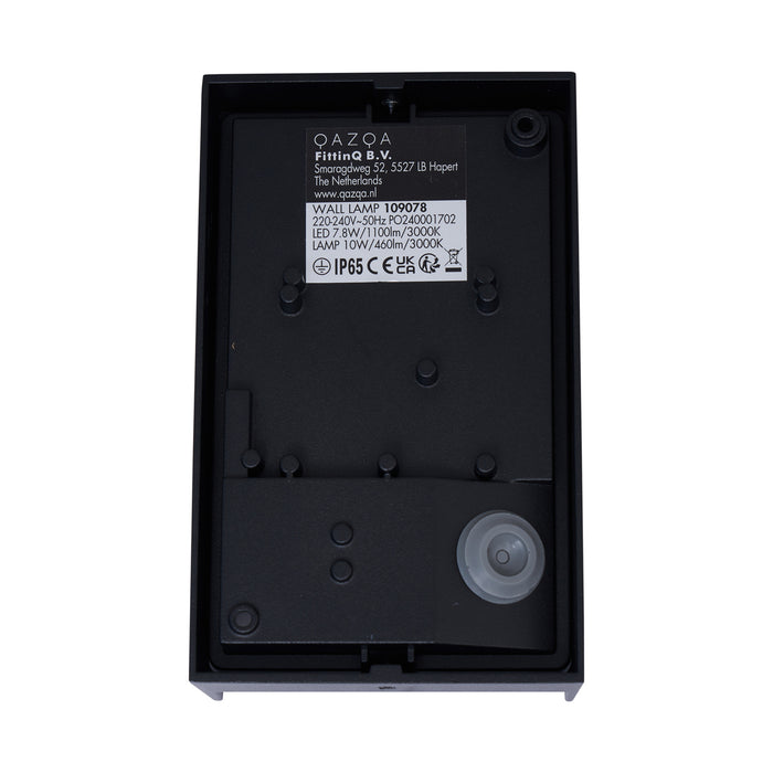 QAZQA Moderne buiten wandlamp zwart incl. LED IP65 - Packet