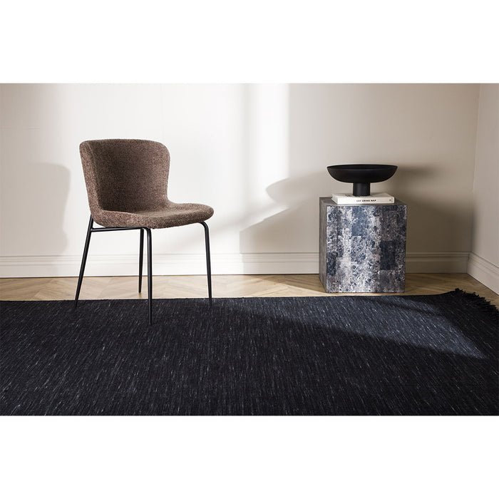 Hioshop Elton vloerkleed 350x252cm zwart.