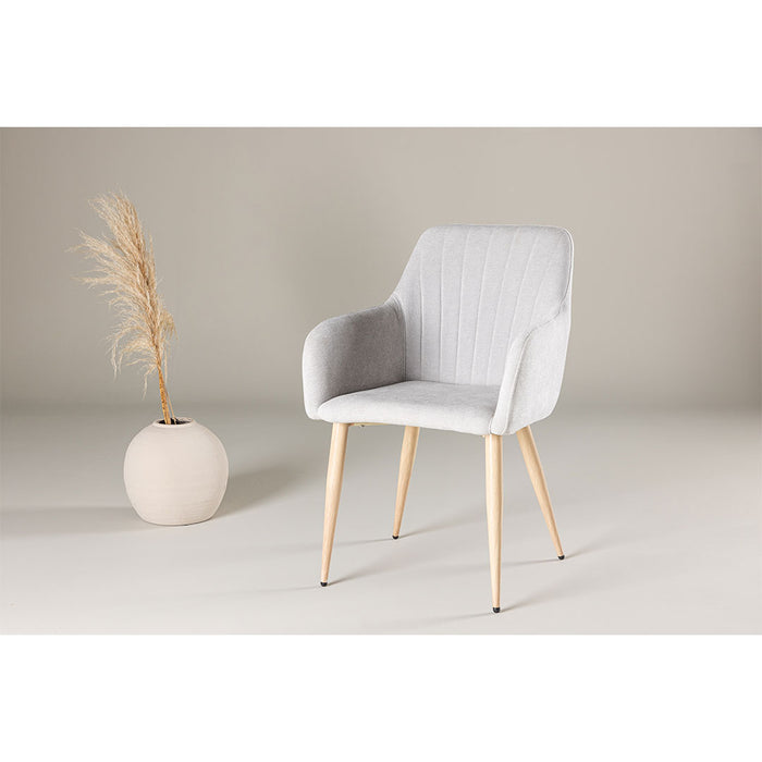 Hioshop Comfort eetkamerstoel met armleuning lichtgrijs.