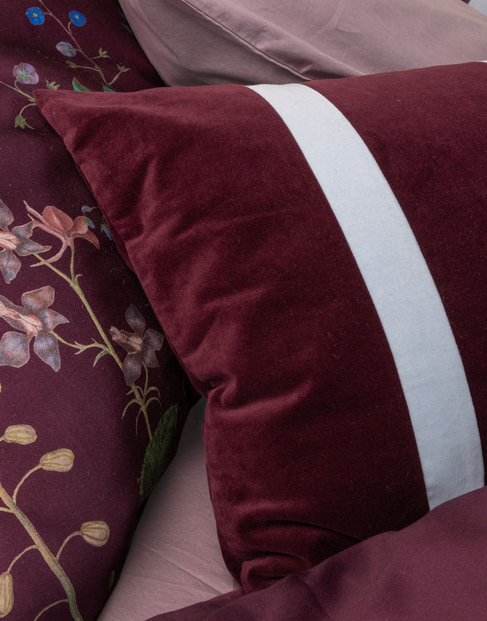 Essenza Isole Sierkussen 40x90 cm - Mauve Wine