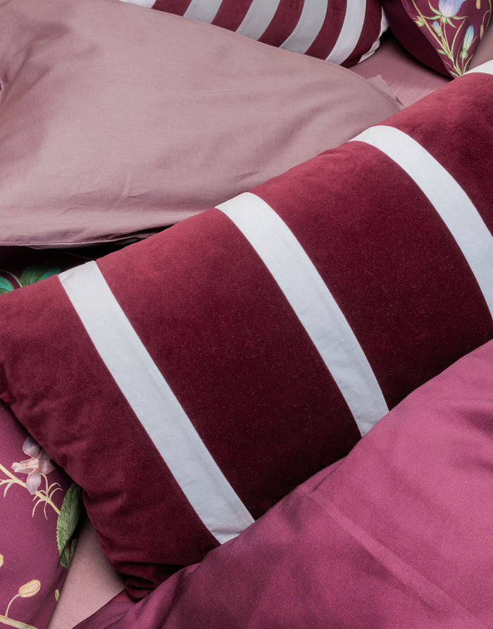 Essenza Isole Sierkussen 40x90 cm - Mauve Wine